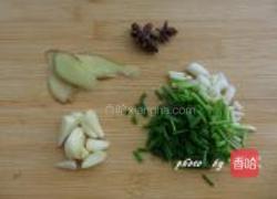 土豆鸡翅的做法图解1