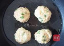 飘香鸡肉丸子的做法图解9