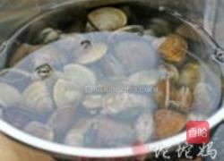 文蛤炖蛋的做法图解1