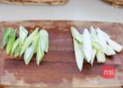 葱爆肥牛的做法图解2