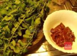 枸杞猪肝汤的做法图解1