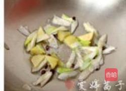 酸萝卜老鸭汤的做法图解2