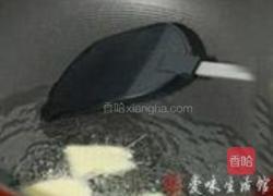 鲫鱼豆腐汤的做法图解2