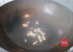 胡萝卜炒合掌瓜的做法图解2