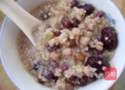 红枣薏米小米粥的做法图解9