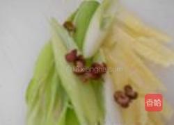 胡萝卜丝炒牛肉的做法图解1