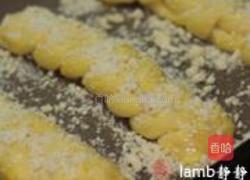 奶香辫子面包的做法图解12