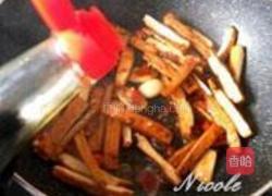 蒜苗辣炒酱香干的做法图解7