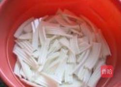 红烧芋头粉条的做法图解2