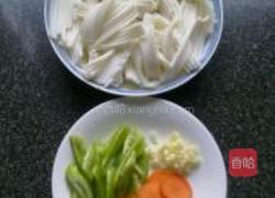 红烧芋头粉条的做法图解3