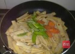 红烧芋头粉条的做法图解7