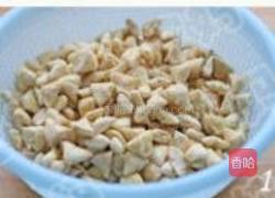 粉蒸菱角米的做法图解1