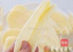 椒盐培根夹土豆的做法图解1