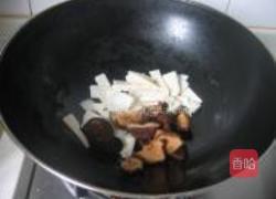 笋菇烧面筋的做法图解4