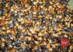 炒虫子的做法图解2