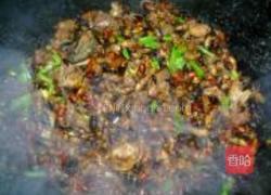炒虫子的做法图解3