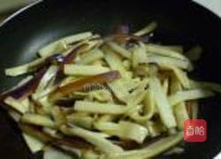 茄子炒肉丝的做法图解7