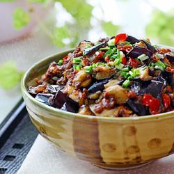 炸酱茄子拌饭的做法[图]