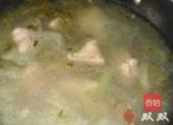 酸菜鸭肉面的做法图解4