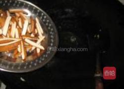 韭菜炒豆干的做法图解3