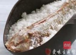 盐焗红头鱼的做法图解6