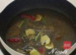 滑嫩酸菜鸡片的做法图解5