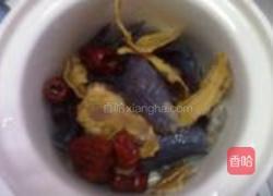 当归红枣乌鸡汤的做法图解3