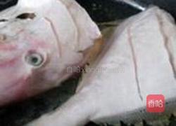 香煎剥皮鱼的做法图解2