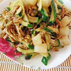 鸡丝凉粉的做法[图]