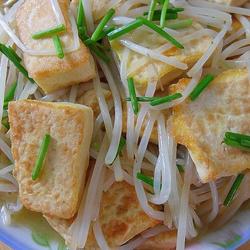 豆腐炒豆芽的做法[图]