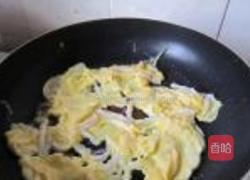 银鱼炒蛋的做法图解7