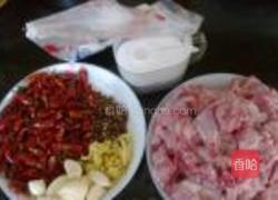 辣骨兔的做法图解1