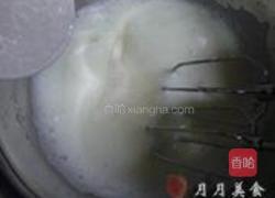 草莓酸奶慕斯卷的做法图解6