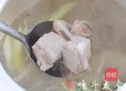 莲藕炖排骨的做法图解3