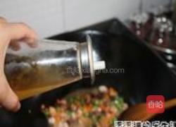 虾仁五彩豆腐羹的做法图解4