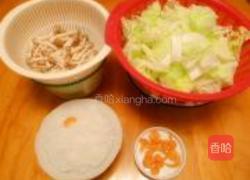 海米蟹味菇烩粉丝的做法图解2