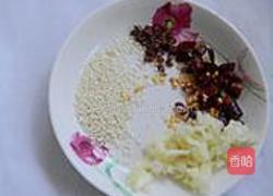 面筋呛黄瓜的做法图解3