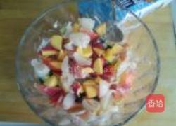 酸奶蔬菜水果沙拉的做法图解4