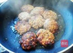 香煎牛肉豆腐饼的做法图解6