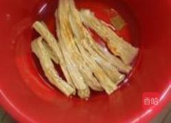 白果腐竹排骨汤的做法图解2