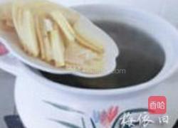 当归春笋乌鸡汤的做法图解7