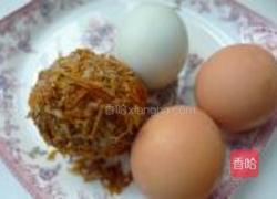 三色蒸蛋的做法图解1