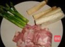 培根鸡腿菇芦笋卷的做法图解1