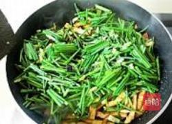 韭菜苔炒豆腐的做法图解10