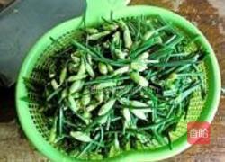 韭菜苔炒豆腐的做法图解4