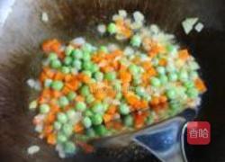 豌豆蛋炒饭的做法图解4