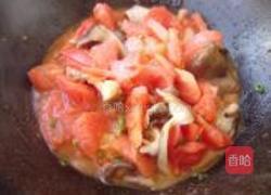 香菇西红柿炒鸡蛋的做法图解7