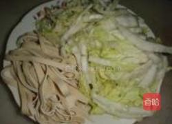 大白菜烩千张的做法图解1