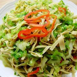 甘蓝炒豆皮的做法[图]