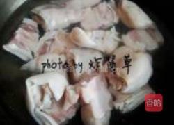 香菇黃豆豬蹄煲的做法圖解3